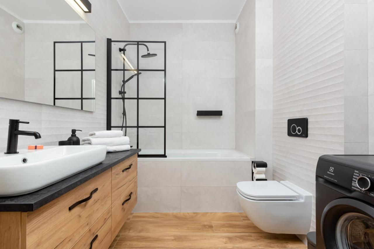 Awangarda Apartment Warsaw Ochota By Renters Prestige Екстериор снимка